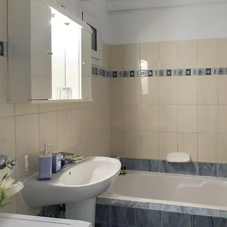 Panos Triple * أرغوستولي